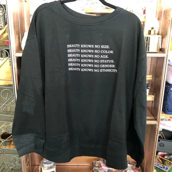 Ava & Viv long sleeve sweatshirt beauty knows no size affirmation positive black - Picture 1 of 7